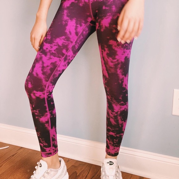 lululemon wunder under!! - Picture 3 of 7